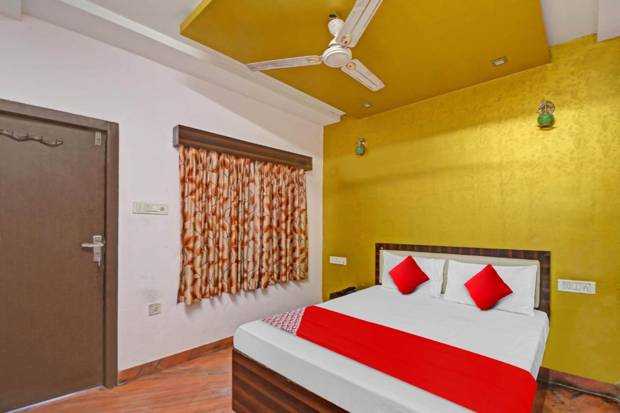 Hotel O Shree Balaji Hotel & Restaurant Bedla Екстериор снимка