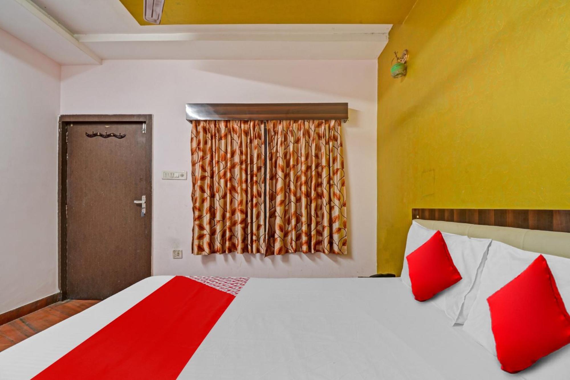 Hotel O Shree Balaji Hotel & Restaurant Bedla Екстериор снимка