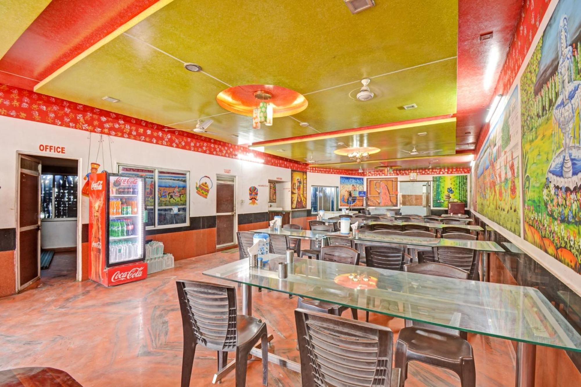 Hotel O Shree Balaji Hotel & Restaurant Bedla Екстериор снимка